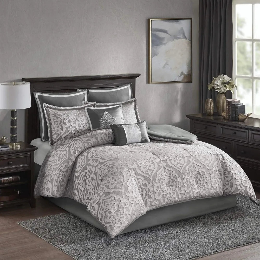 Cozy Comforter Set Medallion Design Shams, King